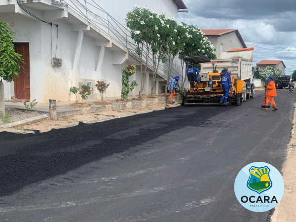 Ocara recebe asfalto em mais 6 ruas